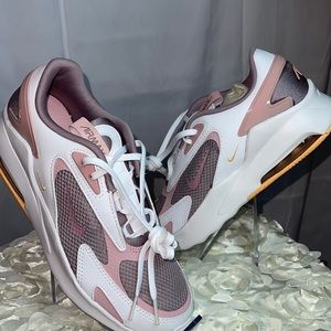 Nike Airmax Bolt Boys 6.5Y Violet/Pink